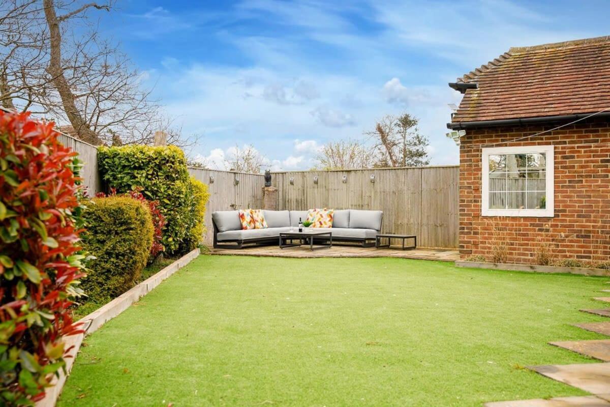 Modern & Stylish Seaside Family Home Chichester Exterior photo
